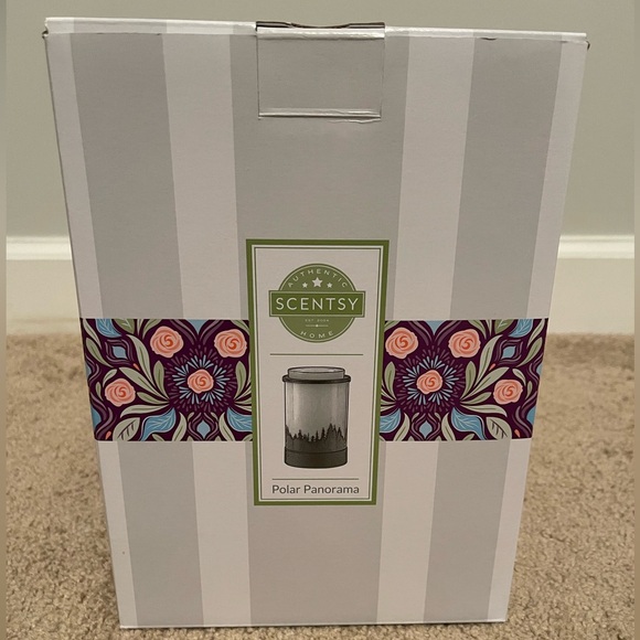 Polar Panorama Warner - Picture 1 of 4